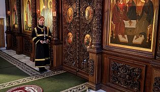 Великое повечерие с чтением Великого покаянного канона прп. Андрея Критского в Свято-Троицком монастыре города Алатырь