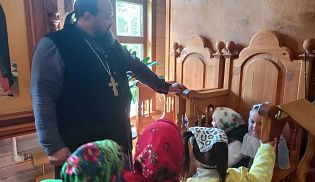 Воспитанники детского сада "Центральный" побывали в скиту преподобного Серафима Саровского