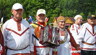 Священнослужители приняли участие в празднике Акатуй-Сабантуй в Батыревском округе