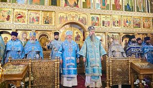 Епископ Алатырский и Батыревский Феодосий в праздник Покрова Пресвятой Богородицы сослужил главе Чувашской митрополии в Покровско-Татианинском соборе г.Чебоксары