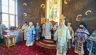 Епископ Алатырский и Батыревский Феодосий в праздник Покрова Пресвятой Богородицы сослужил главе Чувашской митрополии в Покровско-Татианинском соборе г.Чебоксары