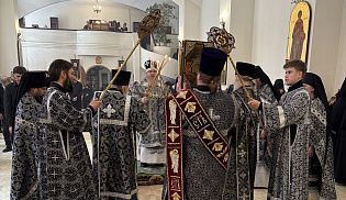 Епископ Алатырский и Порецкий Феодосий совершил первую в этом году Литургию Преждеосвященных Даров