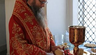 Богослужение в день памяти священномученика Николая (Троицкого)
