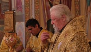 Соборное архиерейское богослужение в день празднования 1025-летия Крещения Руси