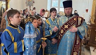 Епископ Алатырский и Порецкий Феодосий в субботу первой седмицы Великого поста и в день празднования Иверского образа возглавил Престольные торжества в Иверском кафедральном храме города Алатырь