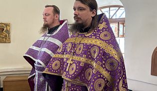 Управляющий Алатырской епархией в Неделю 4-ю Великого поста совершил Божественную Литургию в Киево-Николаевском Новодевичьем монастыре города Алатырь