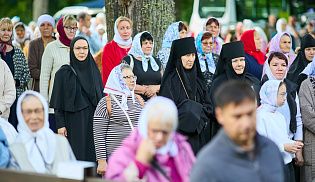 Божественная Литургия в День памяти Собора святых Чувашской митрополии 