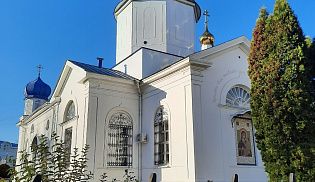 В Алатыре отметили Престольный праздник кафедрального храма в честь Иверской иконы Божией Матери