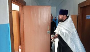 В Пожарной части села Шемурша был совершен водосвятный молебен