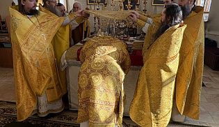 Управляющий Алатырской епархией в Неделю сыропустную совершил Божественную Литургию в Свято-Троицком мужском монастыре города Алатырь