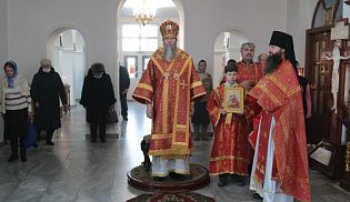 В день памяти сщмч. Харалампия и с ним мчч. Порфирия, Ваптоса и трех мучениц Преосвященнейший Феодор, епископ Алатырский и Порецкий, совершил Божественную Литургию в храме в честь Иверской иконы Божией Матери г. Алатырь