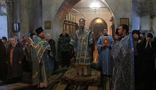 Божественная Литургия в  храме святителя Николая г. Алатырь