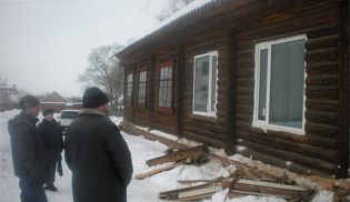 Начались ремонтные работы в здании школы искусств отведенного для будущего реабилитационного центра детей инвалидов