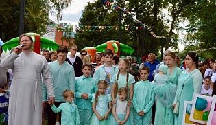 Диакон Сергий Горохов с матушкой Ольгой были удостоены высокой государственной награды