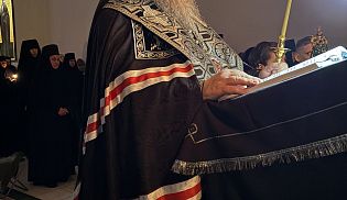 Великое повечерие с чтением Великого покаянного канона прп. Андрея Критского в Свято-Троицком монастыре города Алатырь