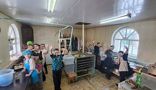 В воскресной школе села Батырево дети испекли постные круассаны для своих мам