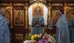 4 декабря 2023 года, в праздник Введения во храм Пресвятой Богородицы, Преосвященнейший Феодор, епископ Алатырский и Порецкий, совершил Божественную Литургию в храме в честь Иверской иконы Божией Матери г. Алатырь