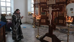 Епископ Феодор совершил первую в 2016 г. Пассию
