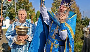 Престольный праздник в храме Рождества Пресвятой Богородицы города Алатыря