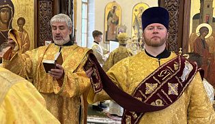 Управляющий Алатырской епархией в Неделю 20-ю по Пятидесятнице совершил Божественную Литургию в Свято-Троицком мужском монастыре города Алатырь