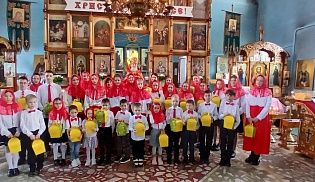 Пасха в Ибресях: воспитанники воскресной школы поздравили прихожан с праздником Воскресения Христова