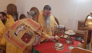 17 ноября 2023 г. Преосвященнейший Феодор, епископ Алатырский и Порецкий, совершил Божественную литургию в Свято-Троицком мужском монастыре г. Алатырь