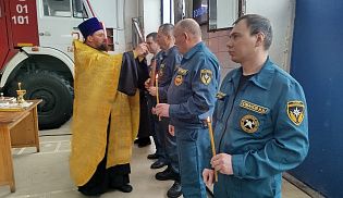 В пожарных частях сел Батырево и Шемурша были совершены праздничные молебны