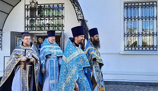 В Алатыре отметили Престольный праздник кафедрального храма в честь Иверской иконы Божией Матери