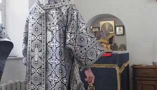 18 апреля 2013 г. епископ  Алатырский и Порецкий Феодор совершил Божественную литургию Преждеосвященных Даров в  храме в честь Иверской иконы Божией Матери г. Алатырь