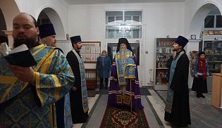 4 декабря 2023 года, в праздник Введения во храм Пресвятой Богородицы, Преосвященнейший Феодор, епископ Алатырский и Порецкий, совершил Божественную Литургию в храме в честь Иверской иконы Божией Матери г. Алатырь