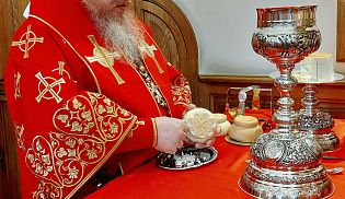 Епископ Алатырский и Порецкий Феодосий в Неделю святых жен-мироносиц совершил Божественную Литургию в Свято-Троицком мужском монастыре города Алатырь