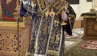 Управляющий Алатырской епархией в Неделю 4-ю Великого поста совершил Божественную Литургию в Киево-Николаевском Новодевичьем монастыре города Алатырь