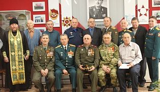 18 ноября 2023 года в МБОУ «Шемуршинская СОШ» состоялось открытие музея боевой славы имени выпускника школы Василия Николаевича Никифорова. Идея создания музея возникла два года тому назад, в дни празднования 100-летия со дня рождения Василия Николаевича.
