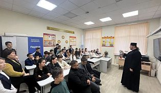 В Батыревском благочинии продолжаются встречи священнослужителей со школьниками