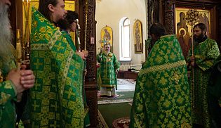 Епископ Алатырский и Батыревский Феодосий возглавил Престольные торжества в Свято-Троицком мужском монастыре города Алатырь