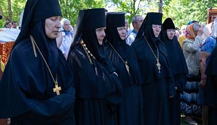 Божественная литургия в день памяти Новомучеников и исповедников Российских на земле Чувашской просиявших